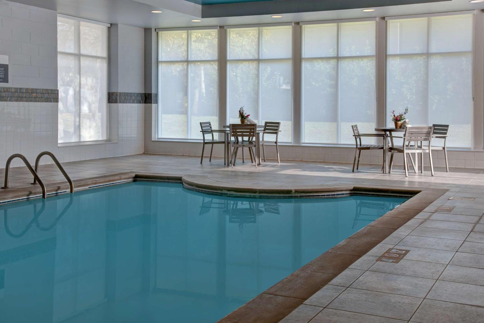 Hilton Garden Inn Kansas City/Kansas Εξωτερικό φωτογραφία