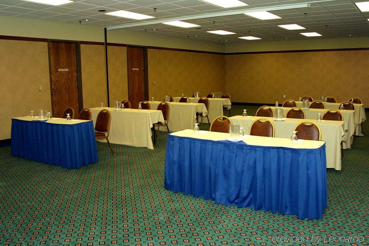 Hilton Garden Inn Kansas City/Kansas Ανέσεις φωτογραφία